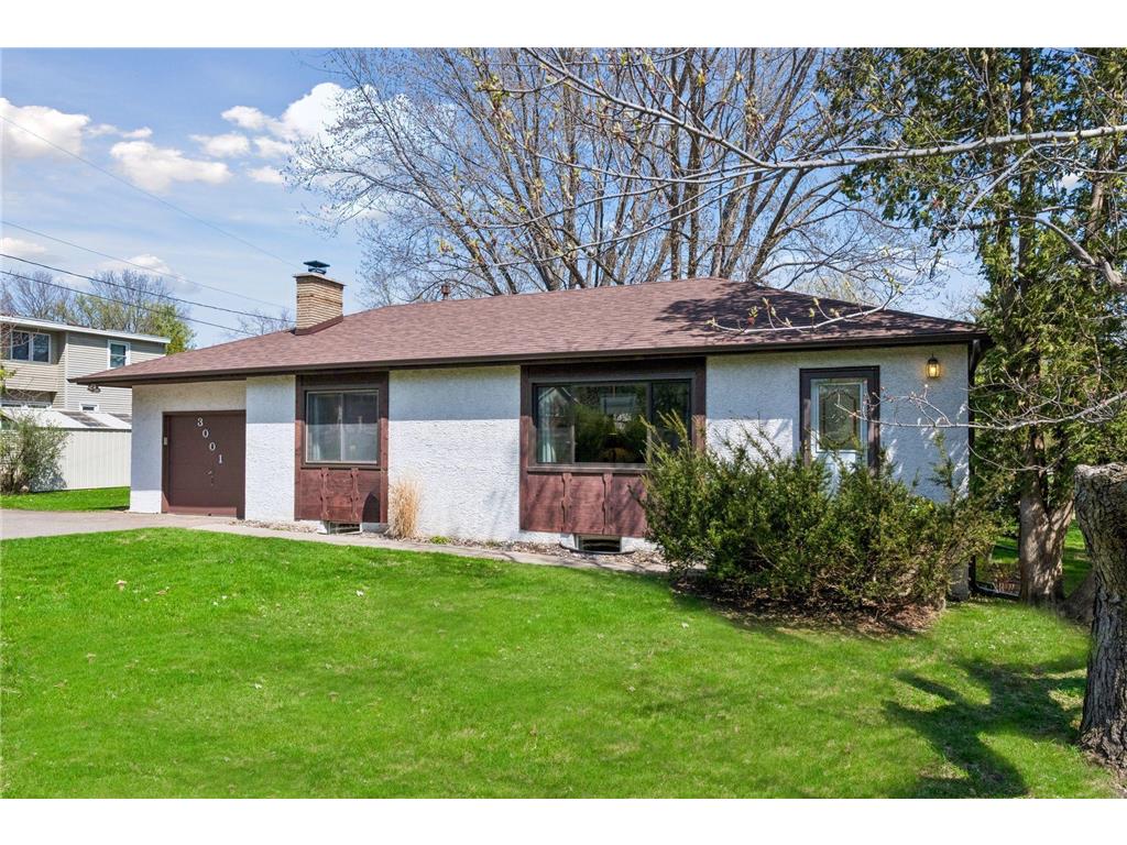 3001 Groveland School Road Minnetonka MN 55391 - Lake Minnetonka 7061050 image2