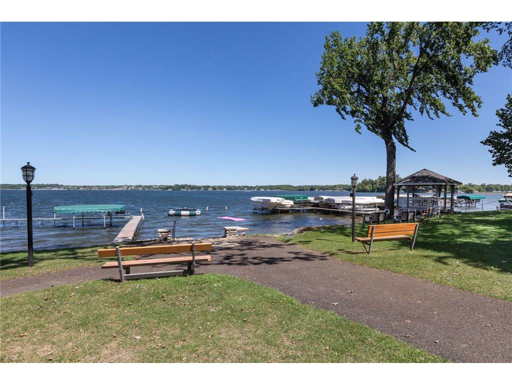 3001 Groveland School Road Minnetonka MN 55391 - Lake Minnetonka 7061050 image47