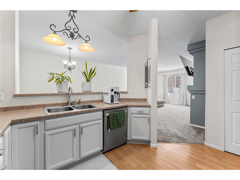 3001 Juniper Lane #H Woodbury MN 55125 7014601 image18