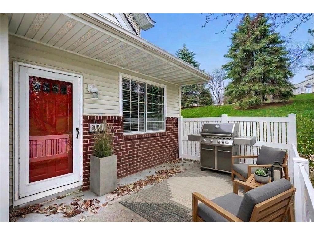 3001 Juniper Lane #J Woodbury MN 55125 7056269 image2