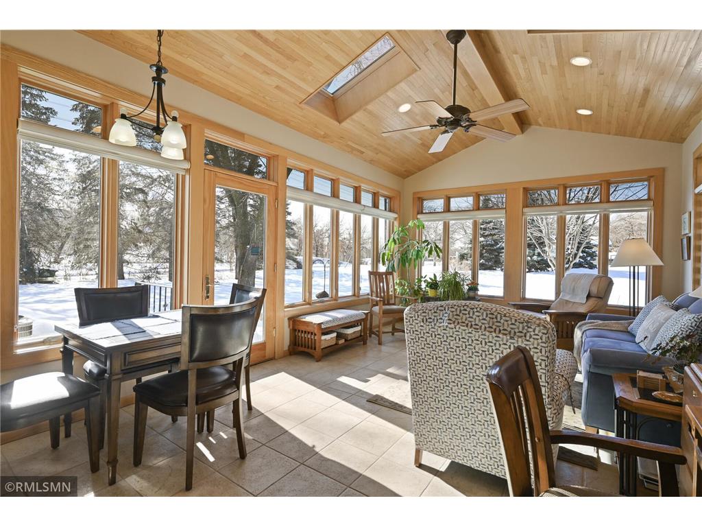 3001 Sandy Hook Drive Roseville MN 55113 - Owasso 6338169 image1