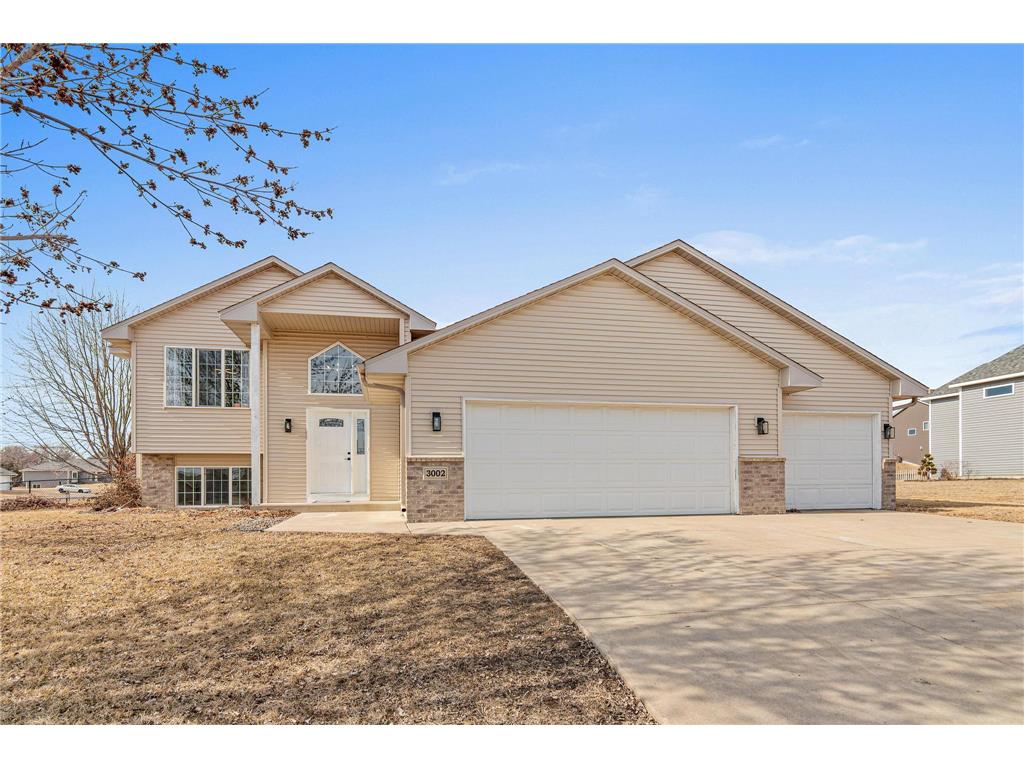 3002 Cedar Boulevard Howard Lake MN 55349 6636386 image1