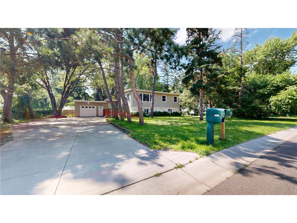 3003 Greenbrier Street Little Canada MN 55117 7014574 image1