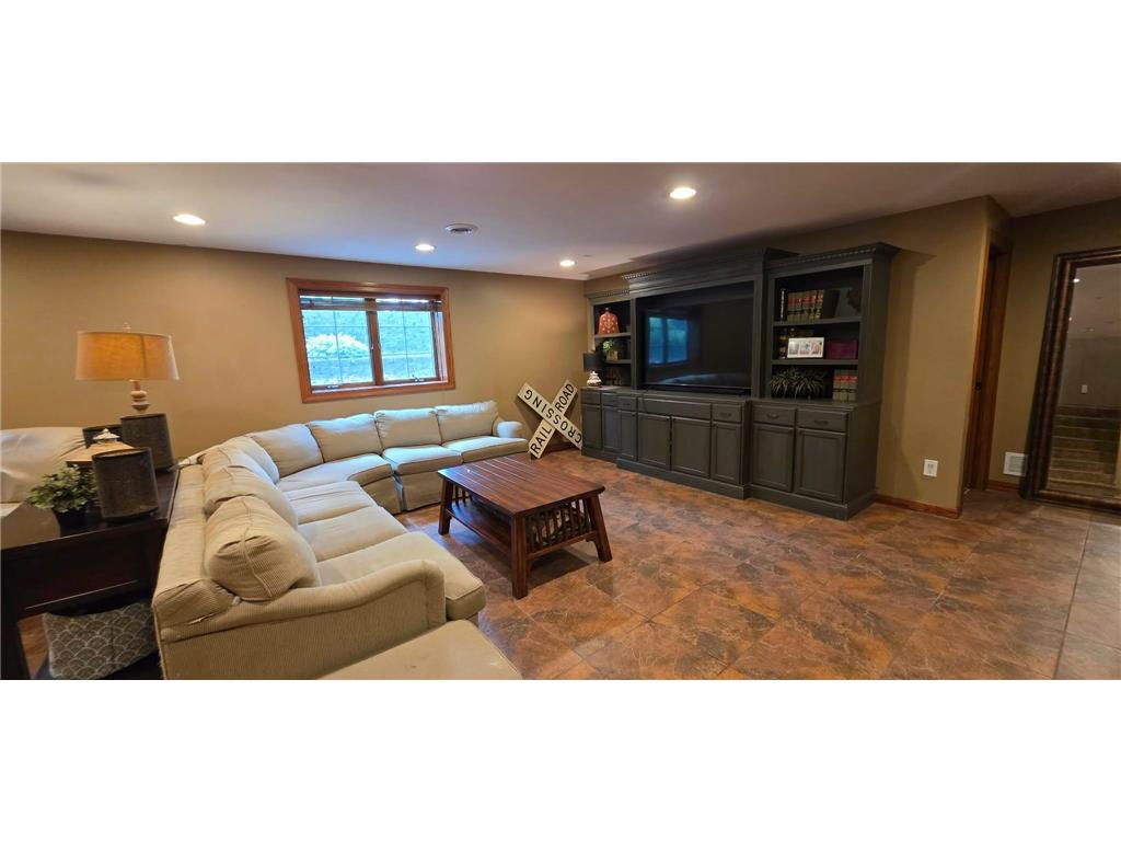 3003 Lake Chapeau Drive Albert Lea MN 56007 7100101 image43