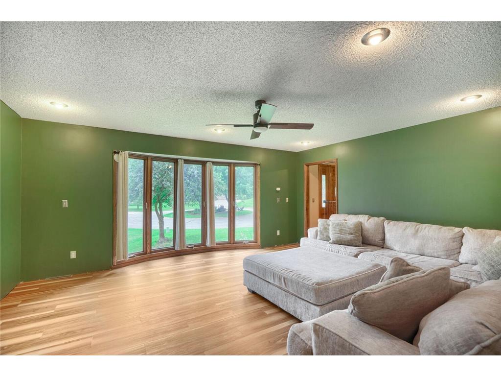 3005 Carlsbad Court Burnsville MN 55337 7098010 image17