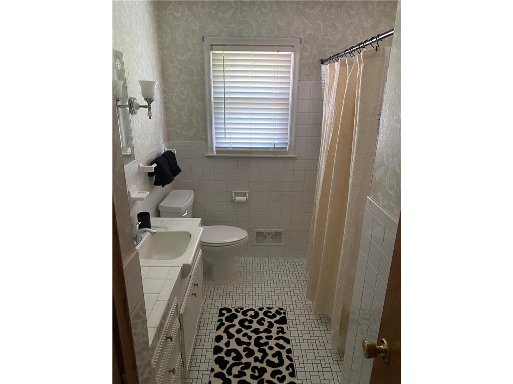 3005 W 71st Street Richfield MN 55423 7087372 image10
