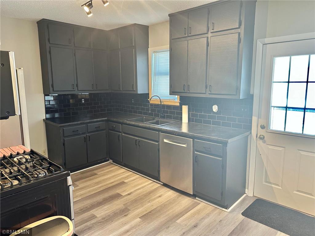 3006 Upton Avenue N Minneapolis MN 55411 7015041 image6