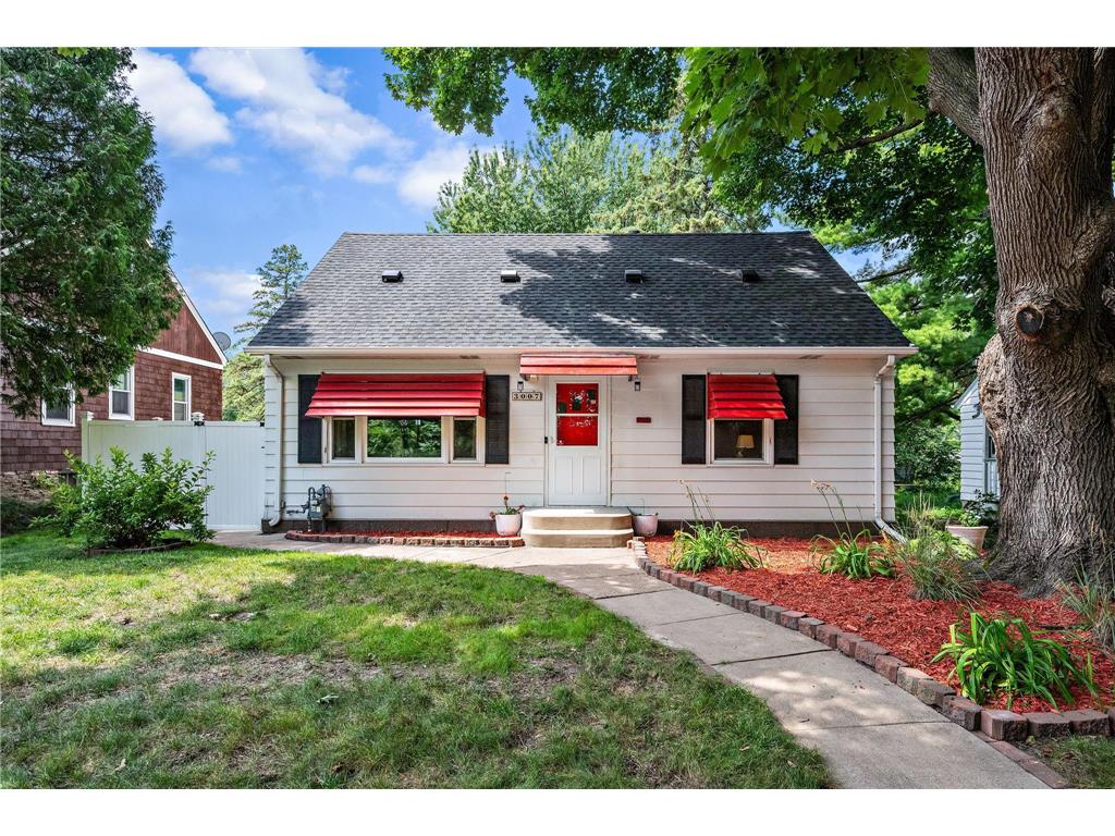 3007 York Avenue N Robbinsdale MN 55422 6768452 image1