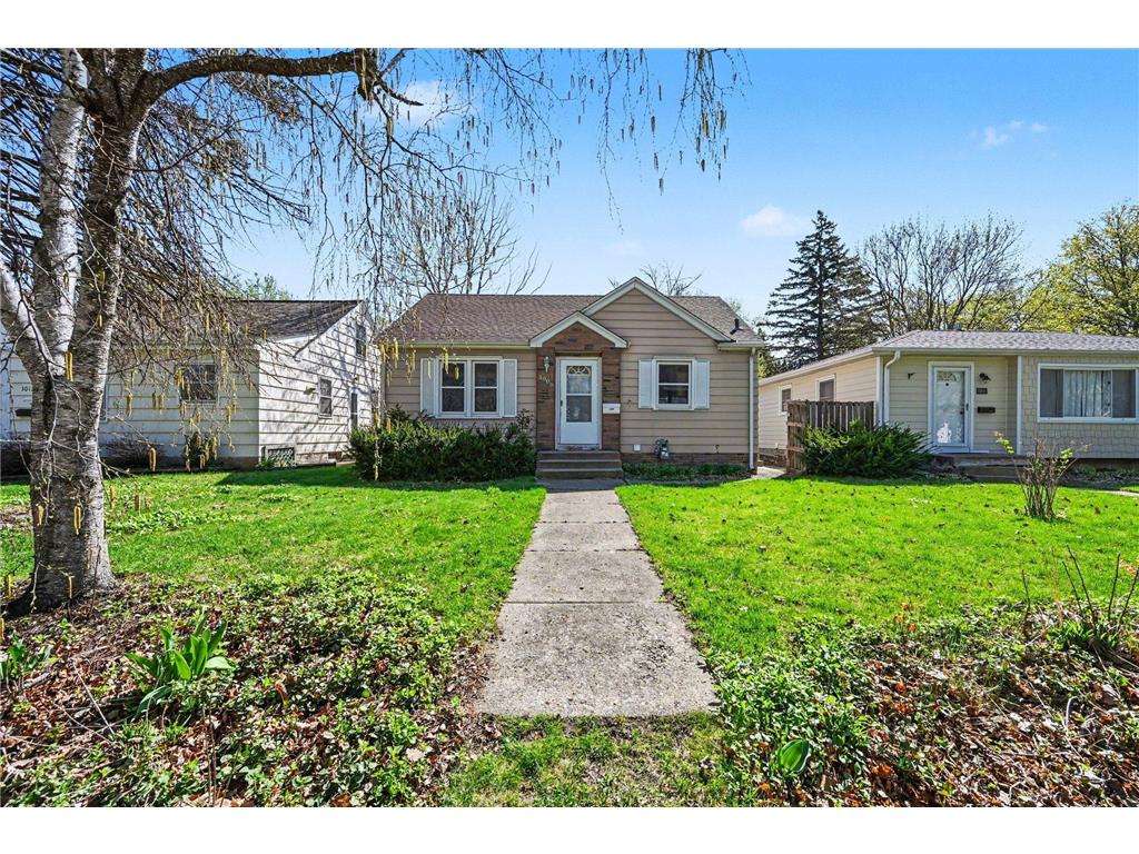 3008 Chowen Avenue N Robbinsdale MN 55422 7054971 image1