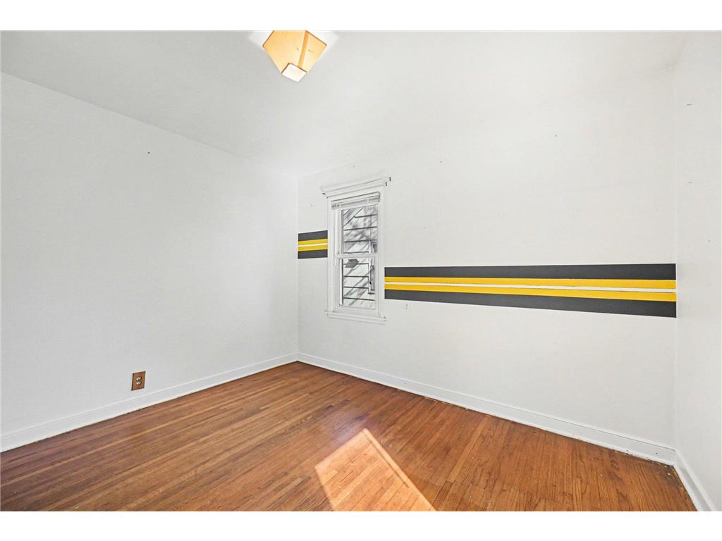3008 Chowen Avenue N Robbinsdale MN 55422 7054971 image13