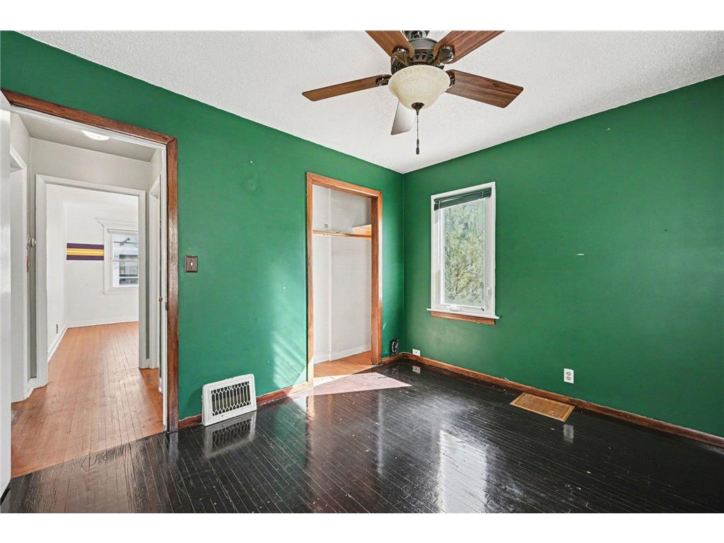 3008 Chowen Avenue N Robbinsdale MN 55422 7054971 image15