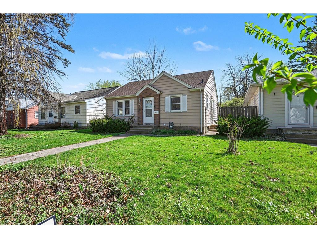 3008 Chowen Avenue N Robbinsdale MN 55422 7054971 image2