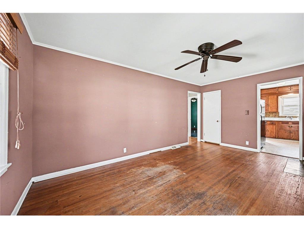 3008 Chowen Avenue N Robbinsdale MN 55422 7054971 image6