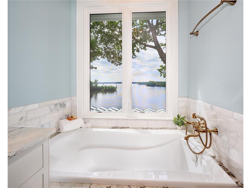 3008 Pelican Point Circle Mound MN 55364 - Lake Minnetonka 7080372 image32