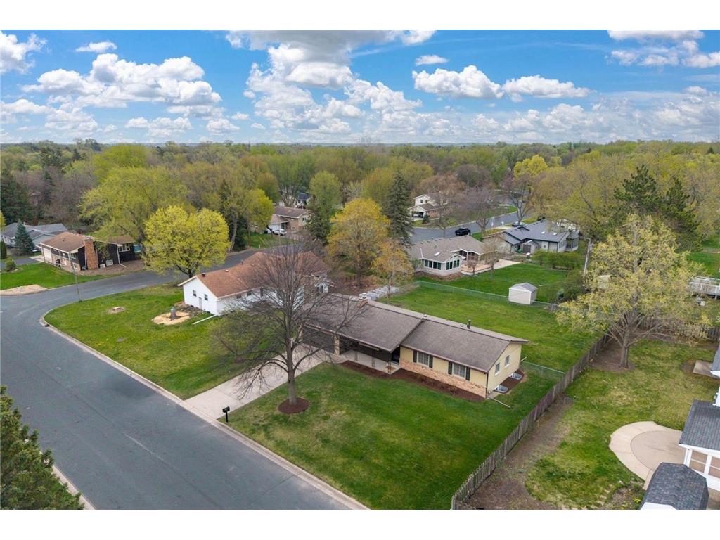 3009 W 100th Street Bloomington MN 55431 7074239 image2
