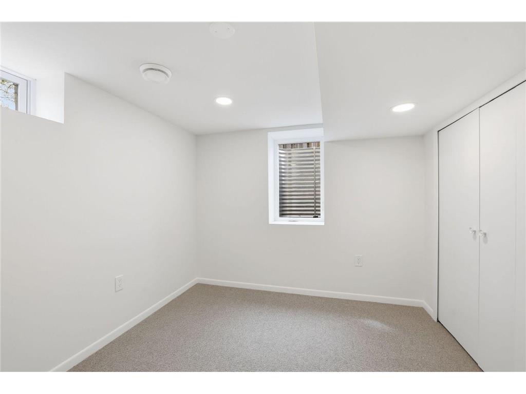 3009 W 100th Street Bloomington MN 55431 7074239 image32