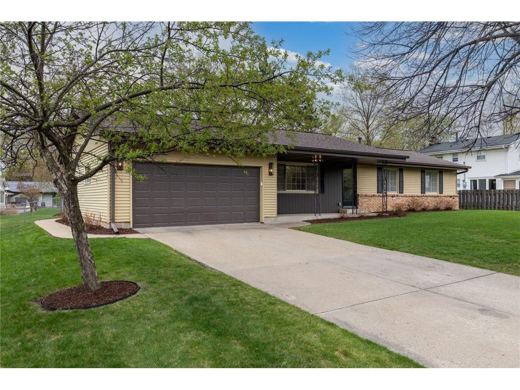 3009 W 100th Street Bloomington MN 55431 7074239 image5