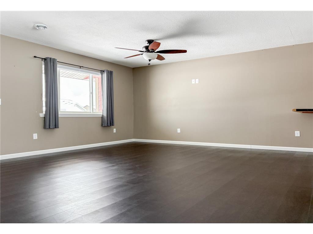 301 13th Street NE Milaca MN 56353 7049694 image11