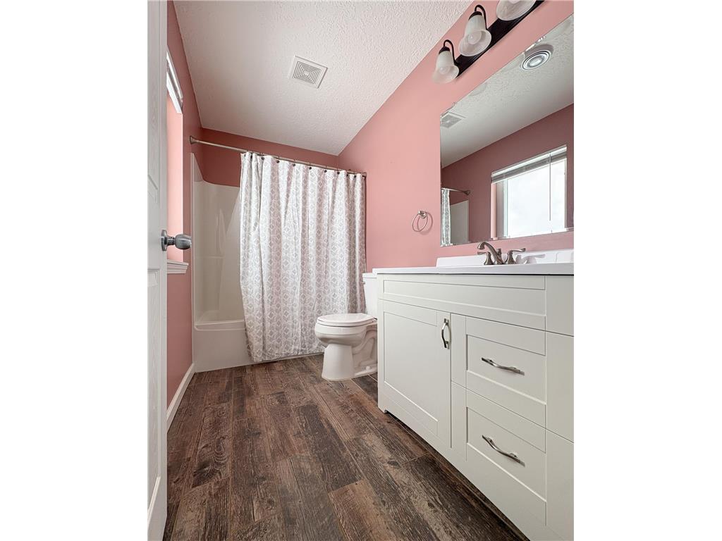 301 13th Street NE Milaca MN 56353 7049694 image16