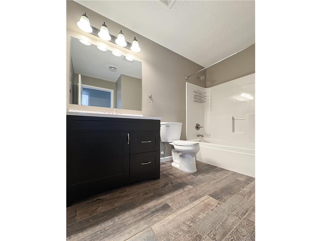 301 13th Street NE Milaca MN 56353 7049694 image21