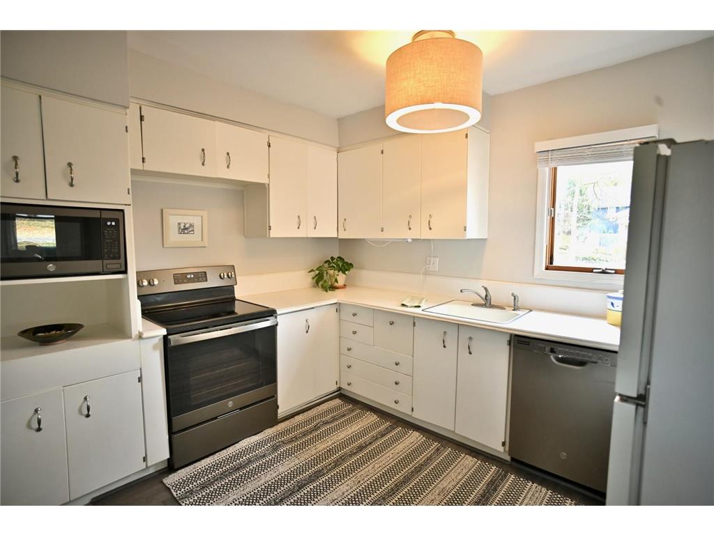 301 19th Avenue N Hopkins MN 55343 6729246 image12