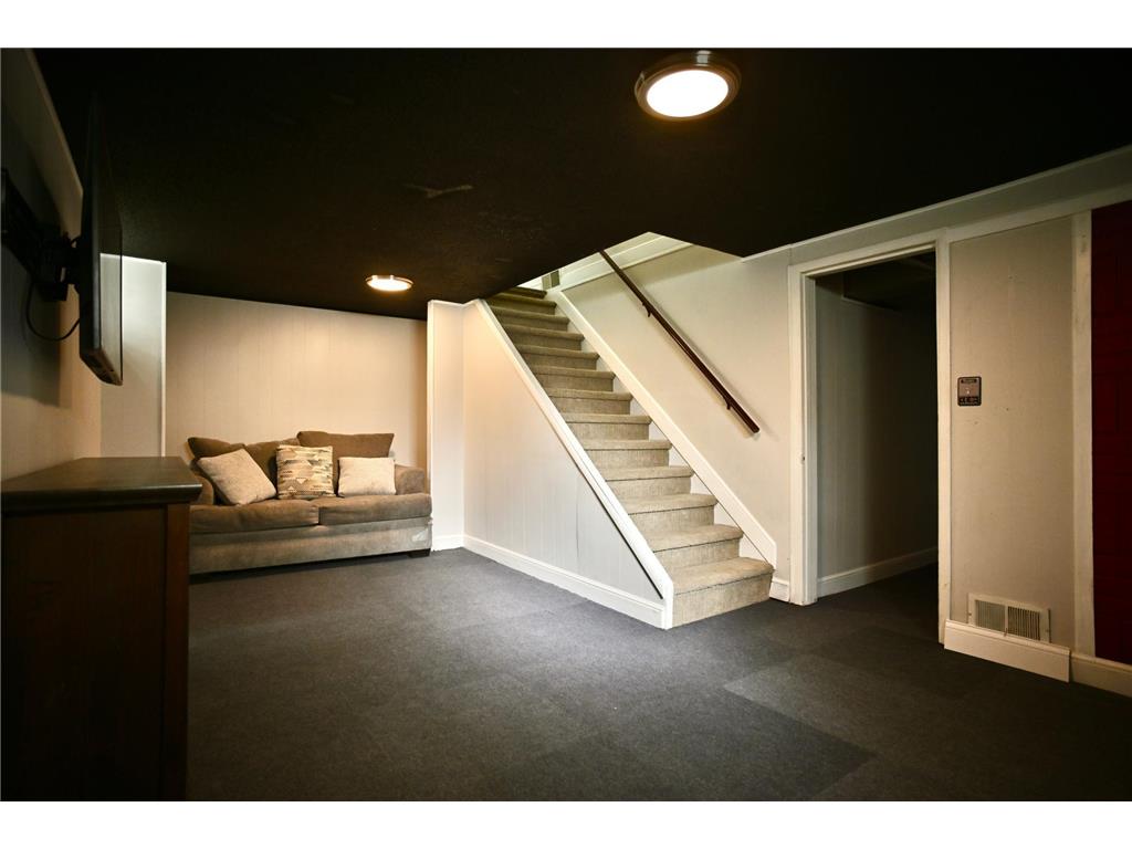 301 19th Avenue N Hopkins MN 55343 6729246 image19