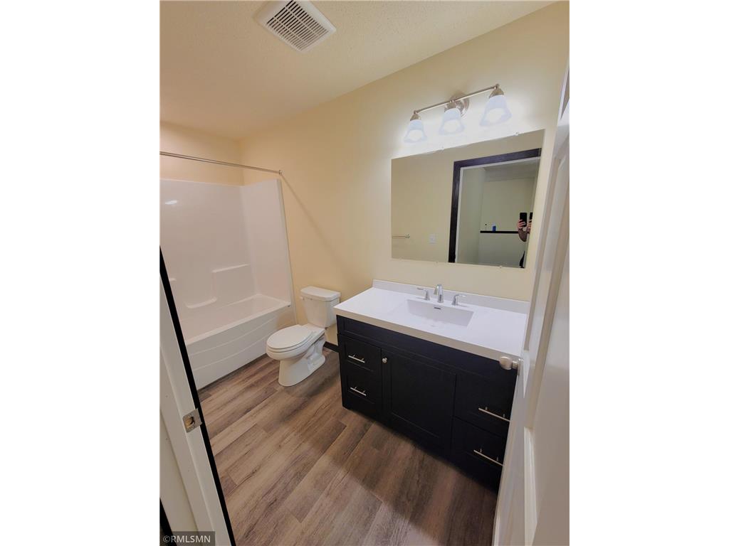 301 S Wasson Lane #B River Falls Twp WI 54022 7083137 image42