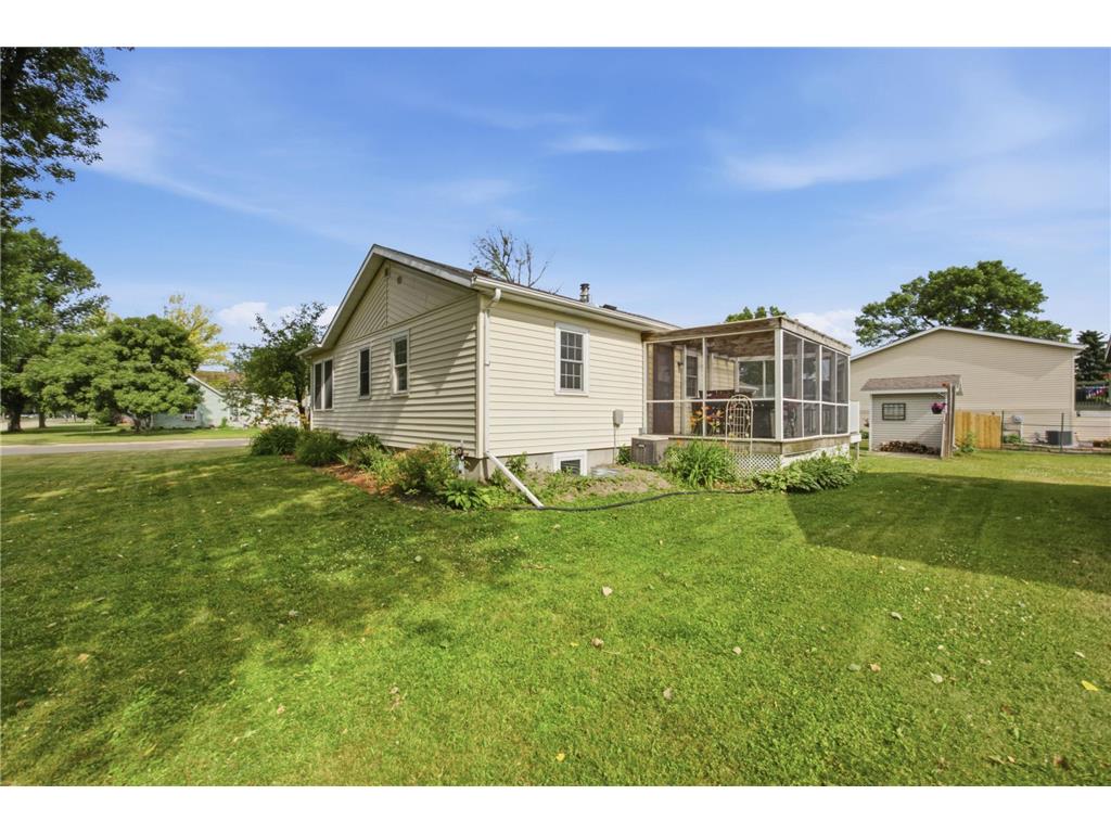 301 3rd Avenue N Casselton ND 58012 7099882 image26