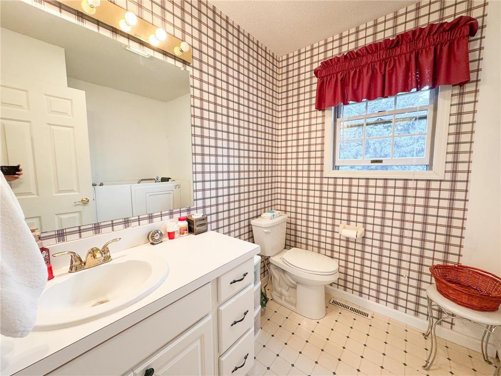 301 4th Avenue SE Pelican Rapids MN 56572 6746152 image23