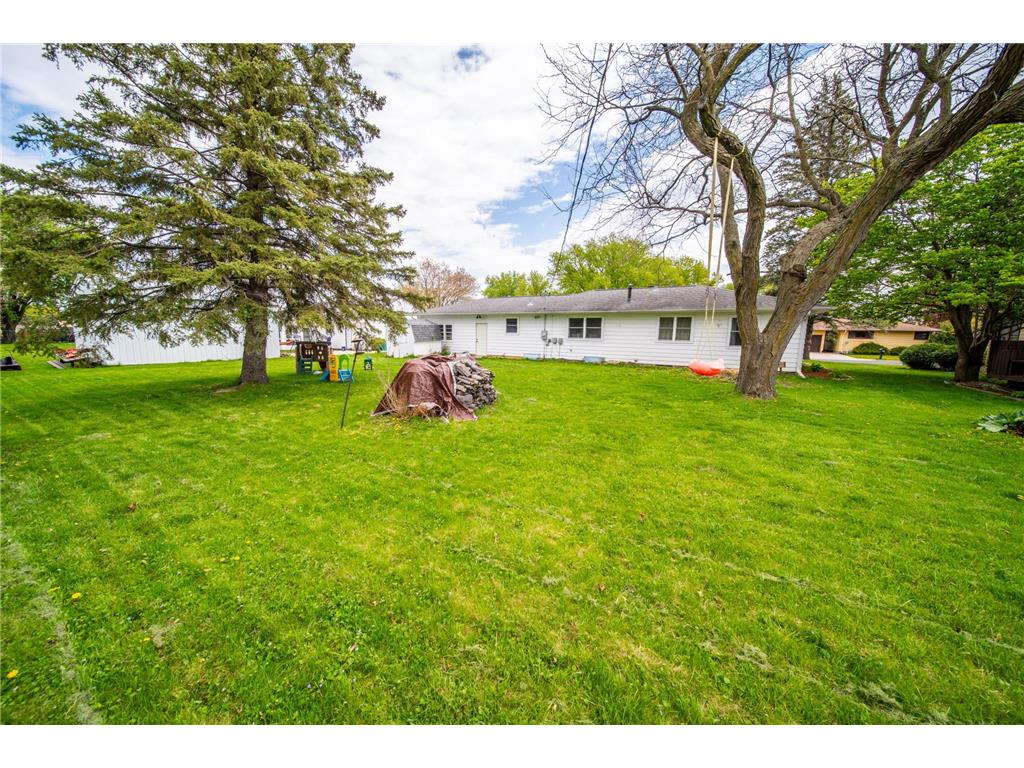 301 5th Ave NW Dodge Center MN 55927 7056630 image42