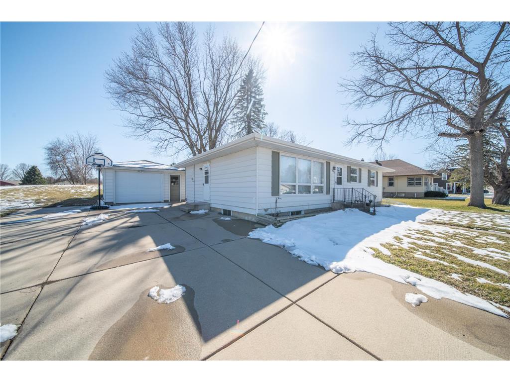 301 5th Street SW Pine Island MN 55963 6508237 image1