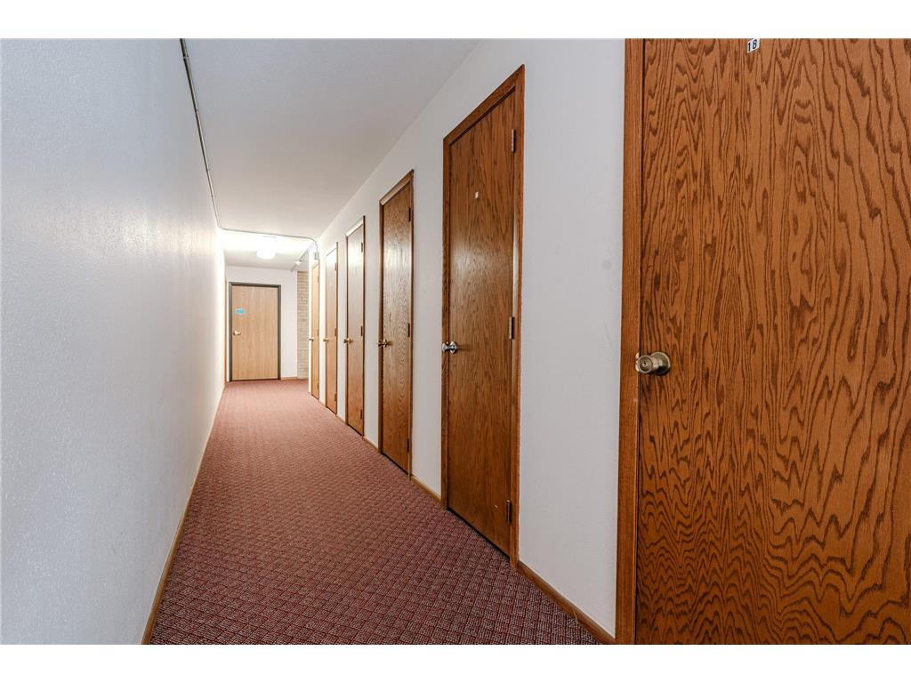301 6th Street S Moorhead MN 56560 7067754 image17
