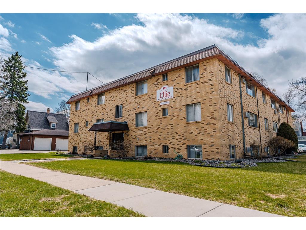 301 6th Street S Moorhead MN 56560 7067754 image2