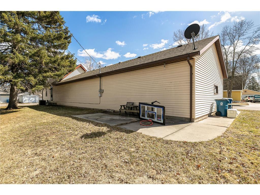 301 7 1/2 Avenue Foley MN 56329 7103452 image17