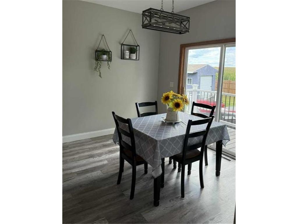 301 7th Street NW New Richland MN 56072 7034316 image10