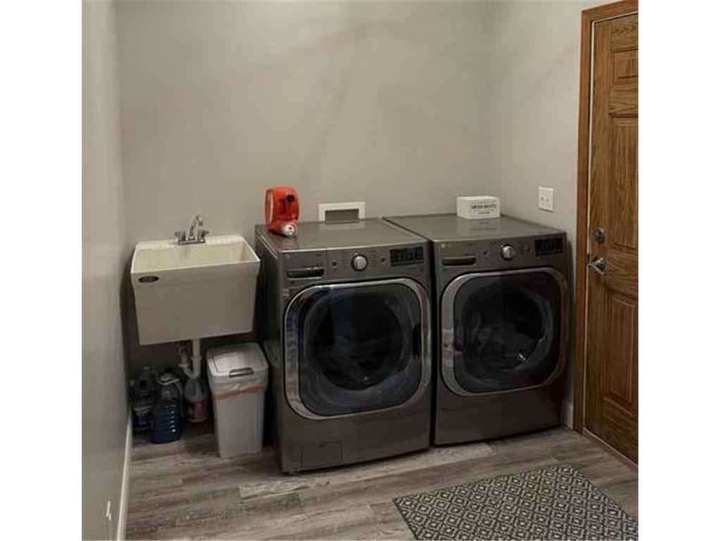 301 7th Street NW New Richland MN 56072 7034316 image20