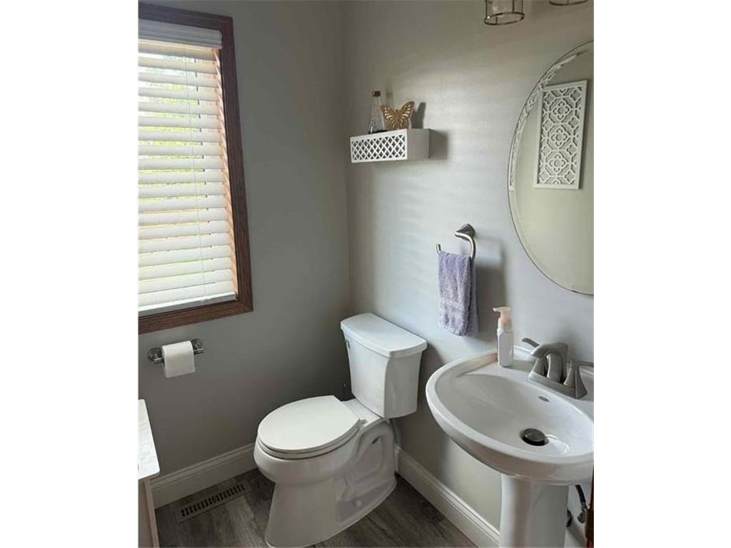 301 7th Street NW New Richland MN 56072 7034316 image29