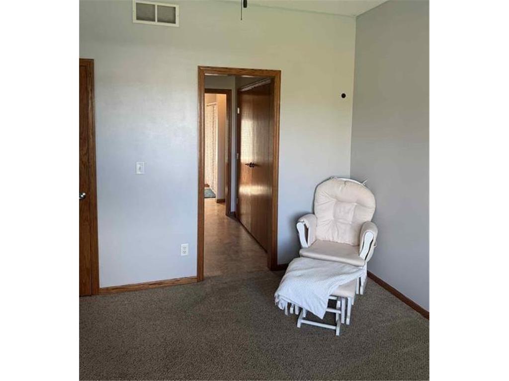 301 7th Street NW New Richland MN 56072 7034316 image38