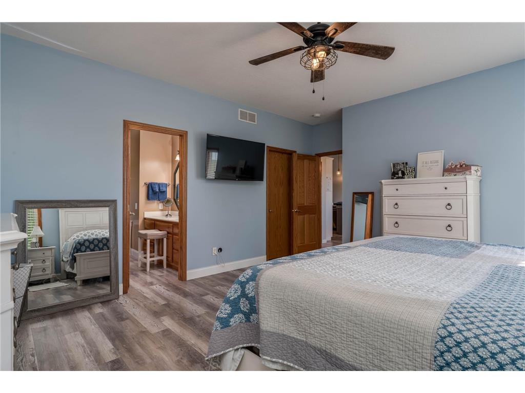 301 7th Street NW New Richland MN 56072 7111265 image16