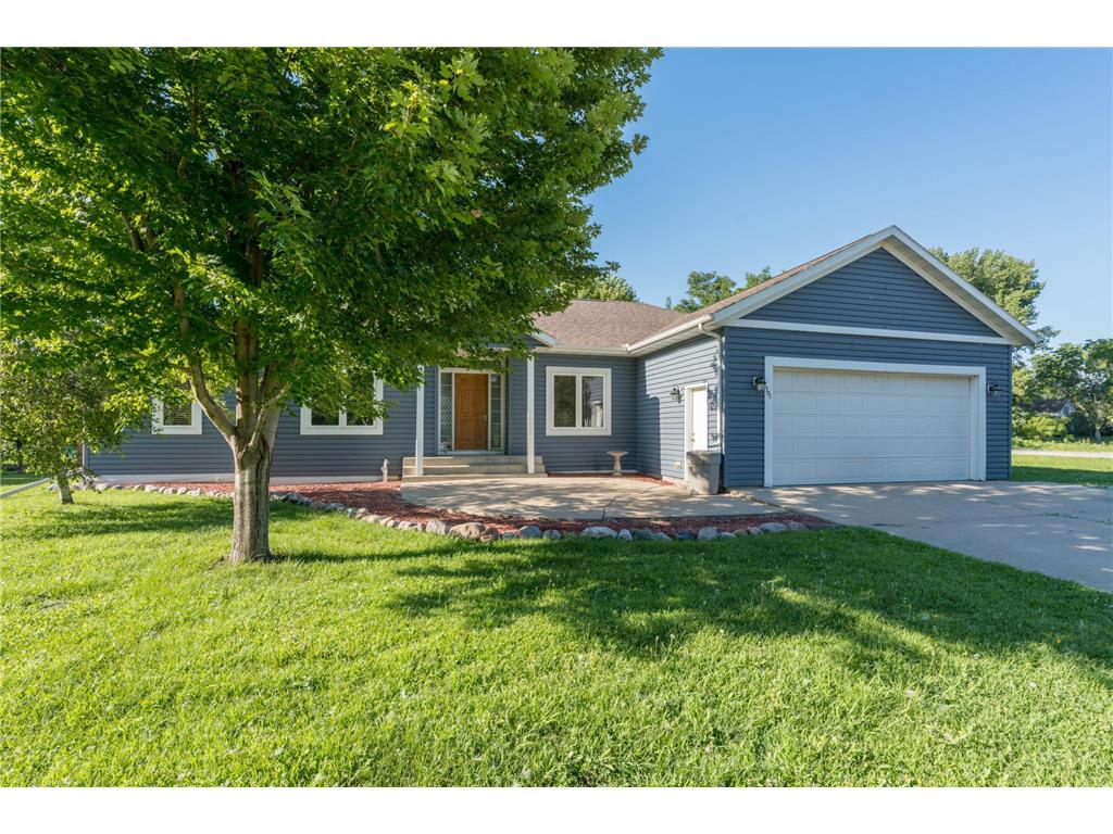 301 7th Street NW New Richland MN 56072 7111265 image2