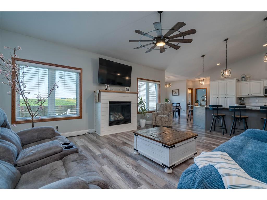 301 7th Street NW New Richland MN 56072 7111265 image5