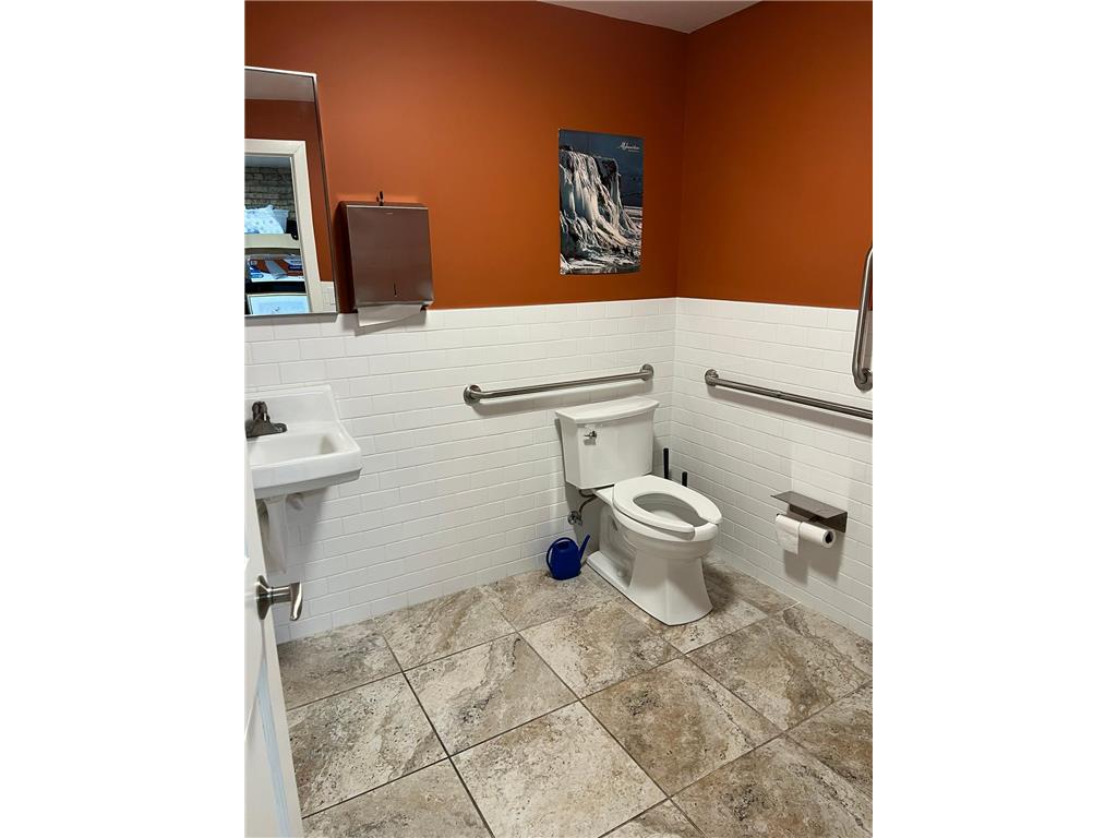301 Cedar Avenue S Minneapolis MN 55454 7070816 image8