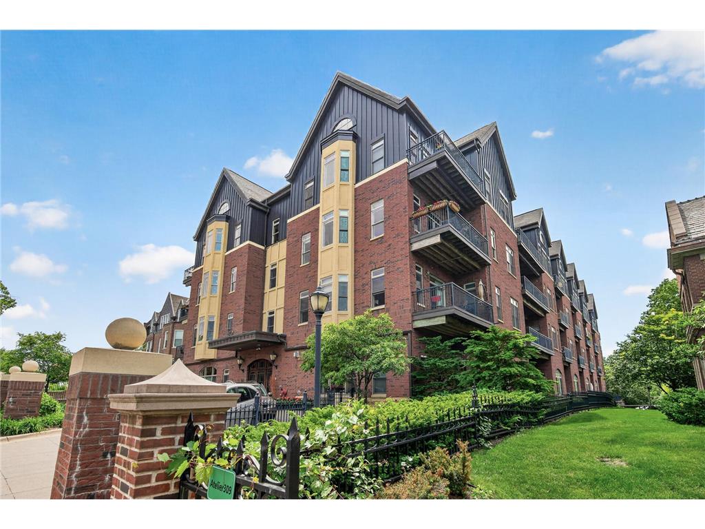 301 Clifton Avenue #1A Minneapolis MN 55403 7087592 image4