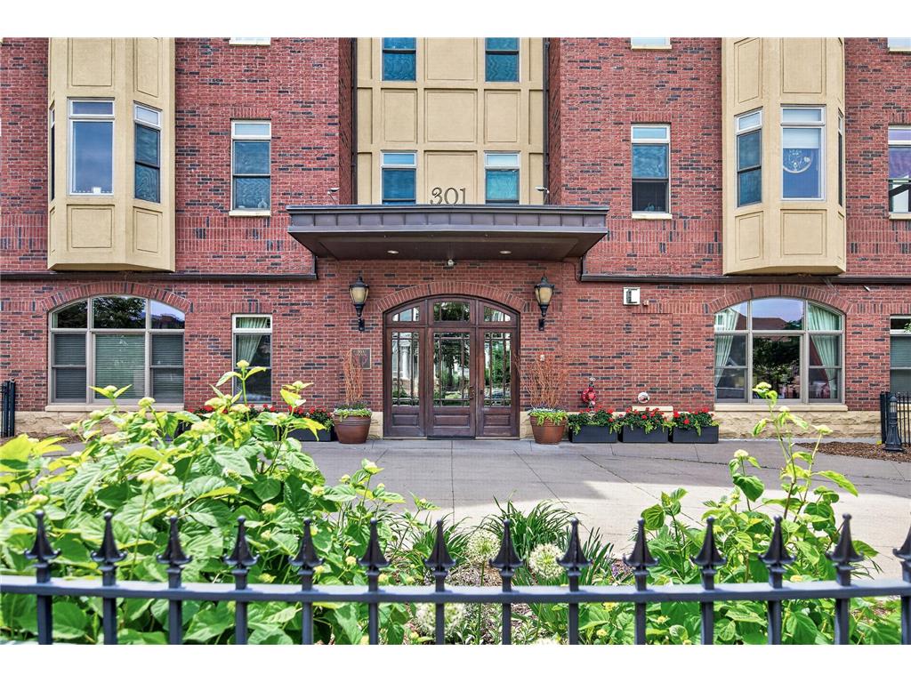 301 Clifton Avenue #1A Minneapolis MN 55403 7087592 image6