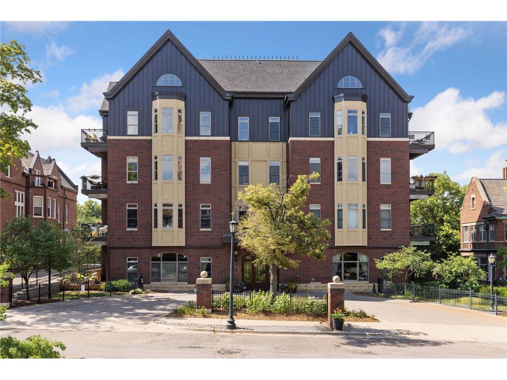 301 Clifton Avenue #1H Minneapolis MN 55403 7036577 image1