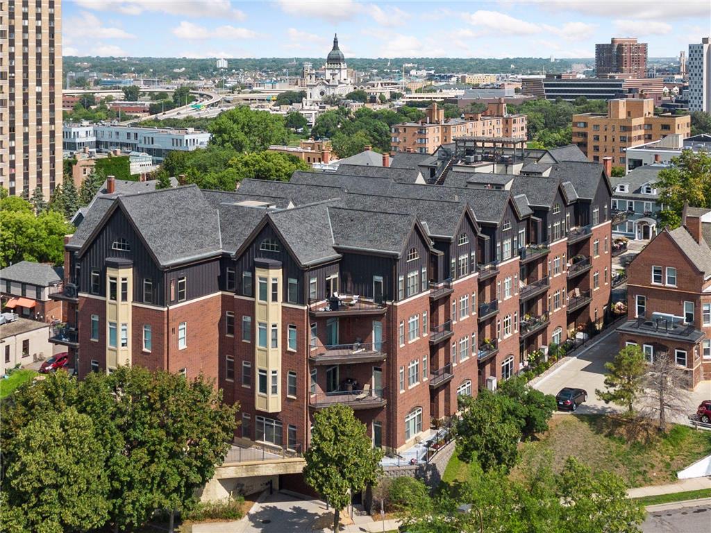 301 Clifton Avenue #3D Minneapolis MN 55403 7059677 image1