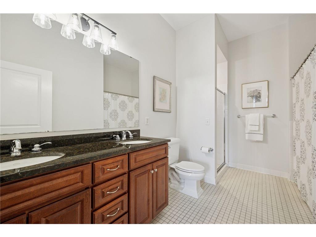 301 Clifton Avenue #3D Minneapolis MN 55403 7059677 image18