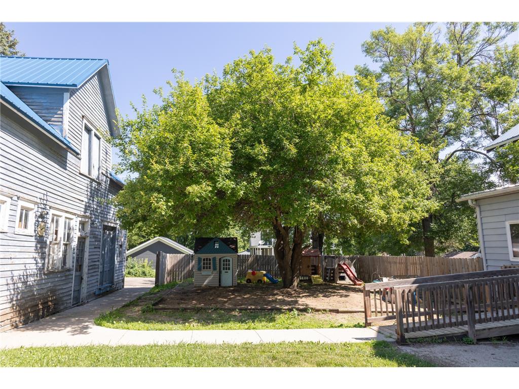 301 Connecticut Avenue Adrian MN 56110 7096167 image16