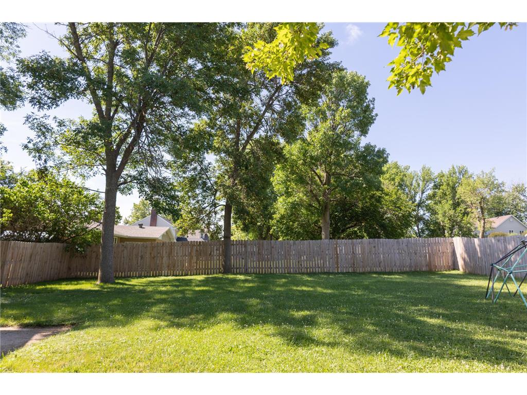 301 Connecticut Avenue Adrian MN 56110 7096167 image18