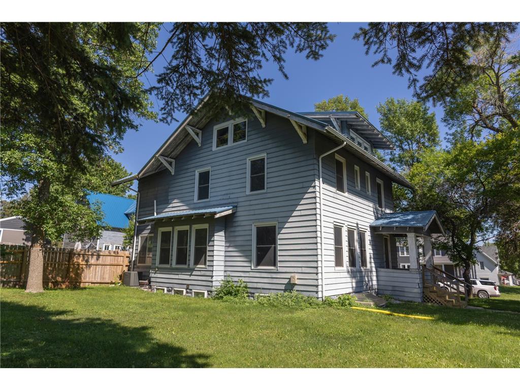 301 Connecticut Avenue Adrian MN 56110 7096167 image6